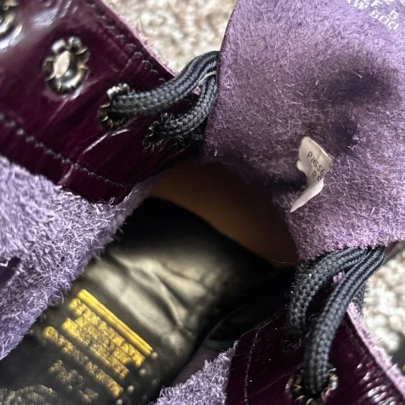 Vintage Dr. Martens Boots Purple Patent Leather Made in England Womens UK 5 US 7 - Picture 7 of 9